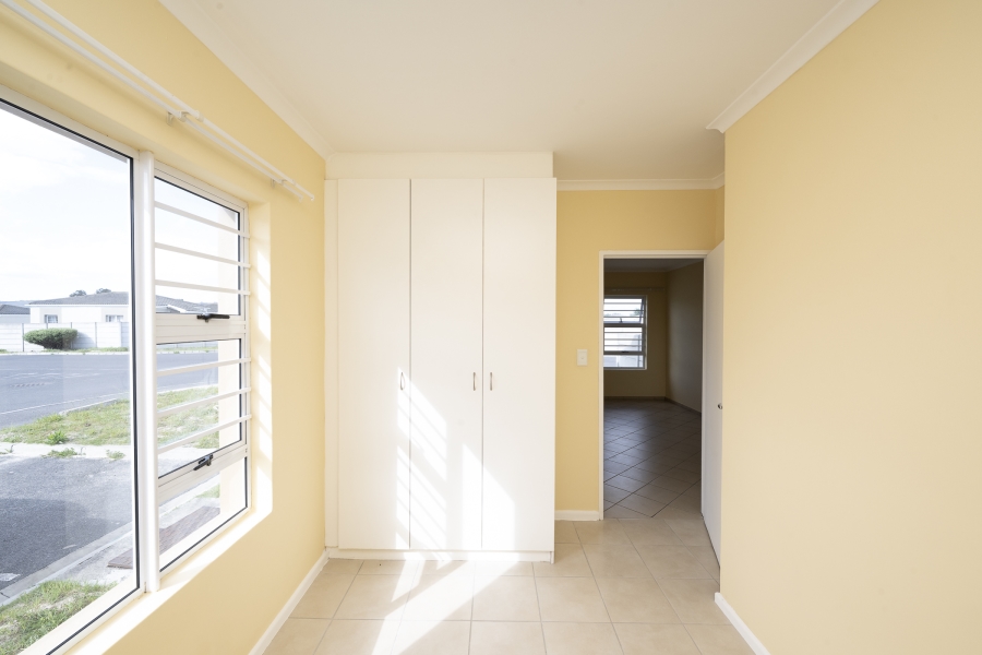 2 Bedroom Property for Sale in Sunset Glen Western Cape